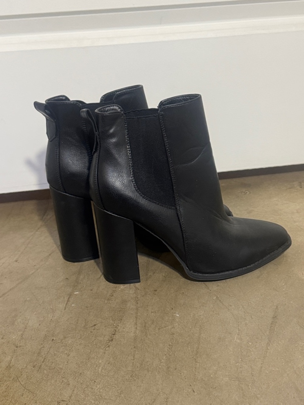 JustFab Black High Block-Heel Ankle Booties